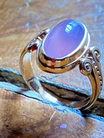 Oval Holly Agate 14k Gold Ring with Decorated Band, Size 7