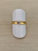 18k Gold Band With Diamond Center Stone